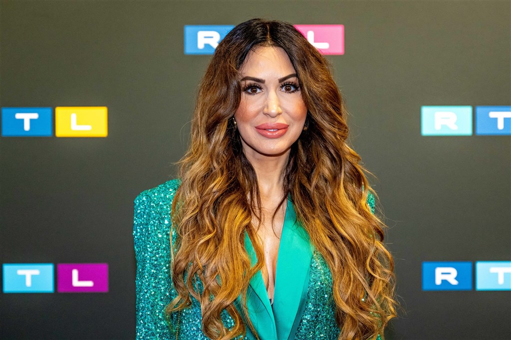 Xotinlar erkaklarni mushuklarini yalashga majbur qiladilar